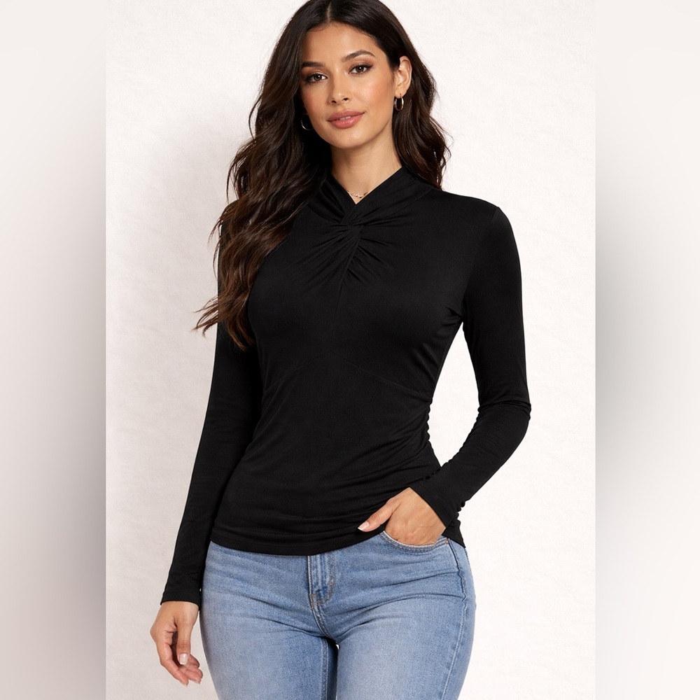 MK Michael Kors NWOT fashion top sz Petite. May also fit S/M